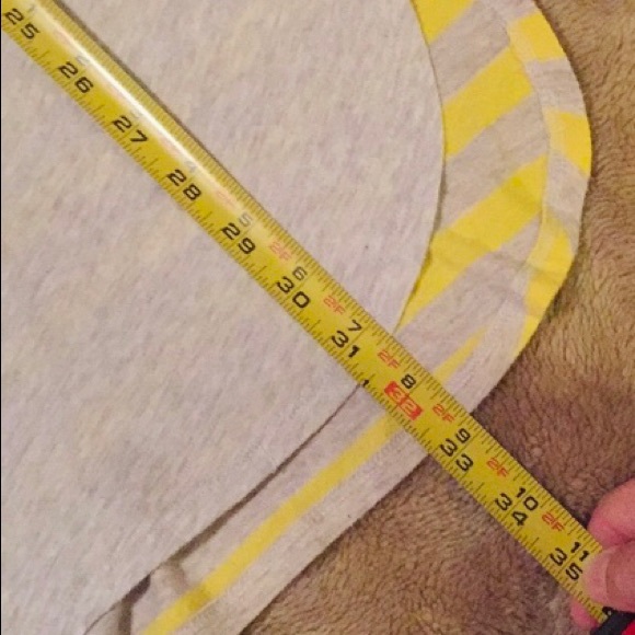 🆕🔥PINK VS MULTICOLORED SLEEP SHIRT VERY CUTIE&COMFY STRIPED YELLOW&GRAY NWOT - Picture 4 of 5